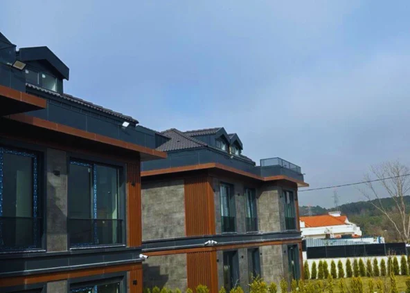 Çekmeköy Villa Yükseltilmiş Döşeme Uygulaması – Yerinde Çözüm Geliştirme